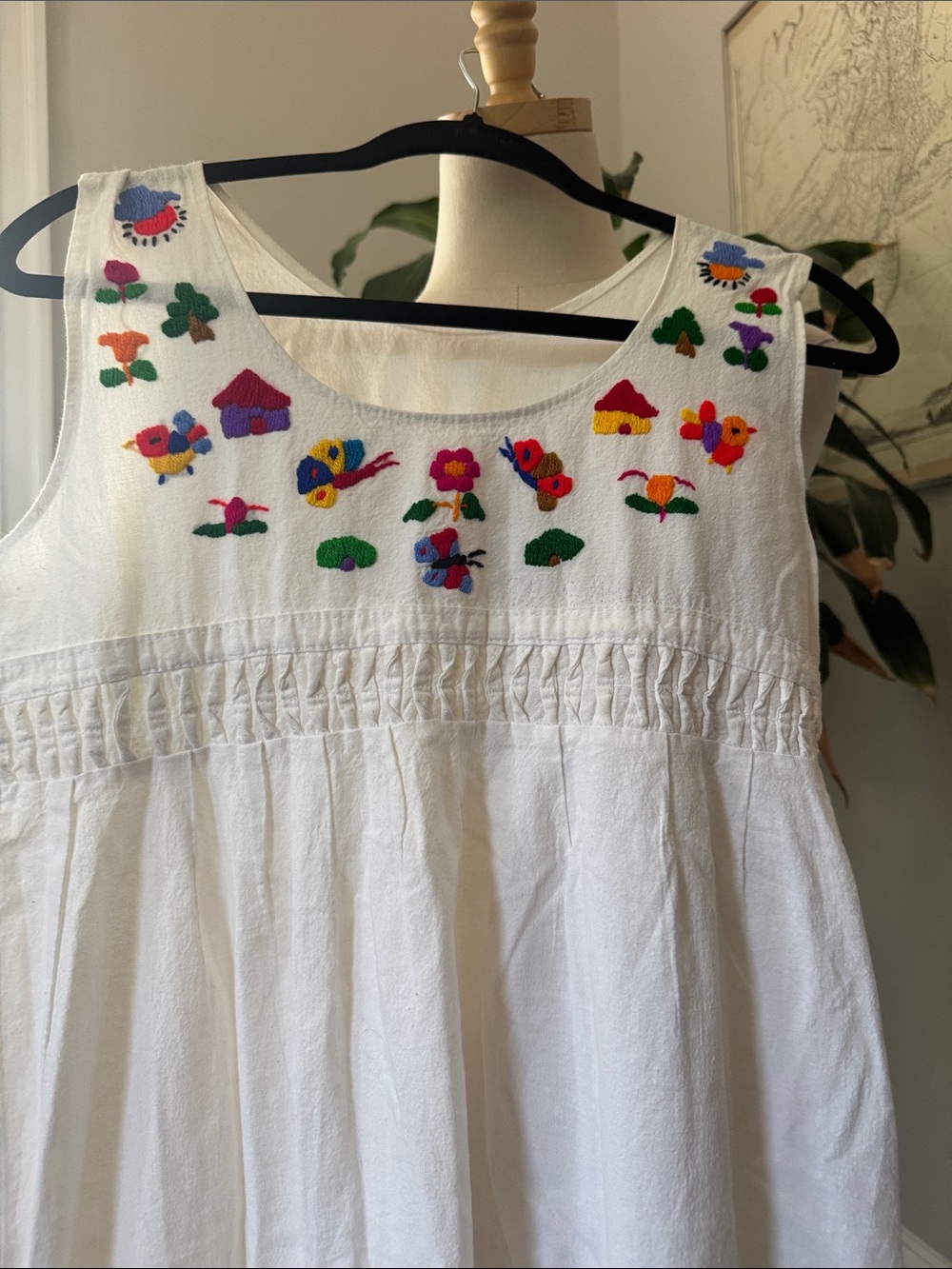 Vintage White Midi Dress with Colorful Floral Embroidery - Picture 6 of 8